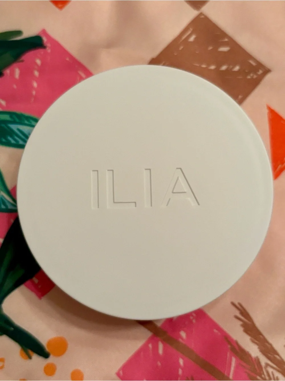 ILIA Soft Focus Finishing Powder Medium Translucent 12-Hour Shine Control